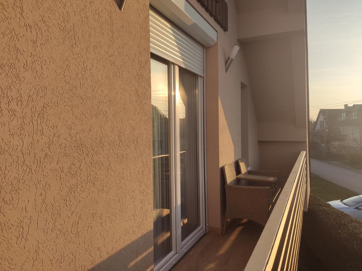 Royal De Lux Apartment Hajdúszoboszló Екстериор снимка