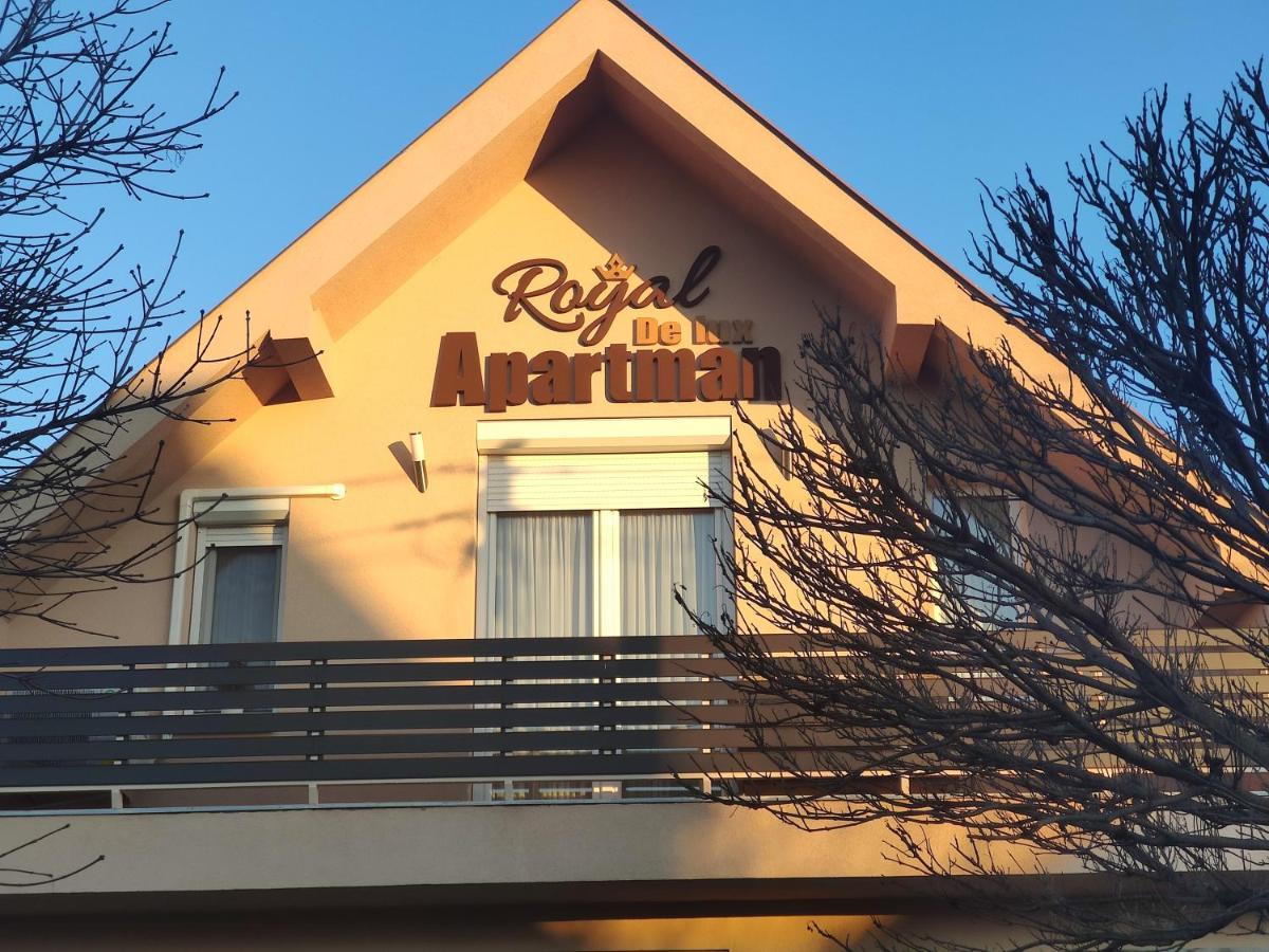 Royal De Lux Apartment Hajdúszoboszló Екстериор снимка
