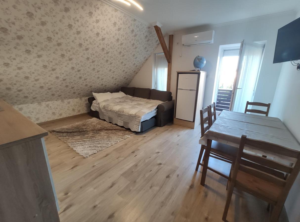 Royal De Lux Apartment Hajdúszoboszló Екстериор снимка